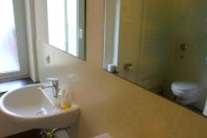 emir-hotel-cologne-bathroom.jpg