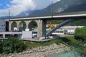 Landeck,_viadukt_Austria.jpg